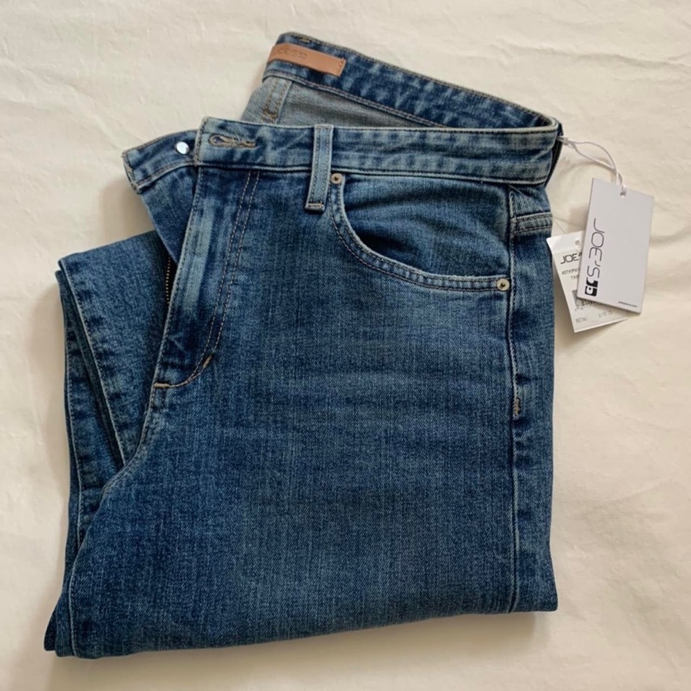 BNWT Joe’s Jeans Straight Leg Jeans
